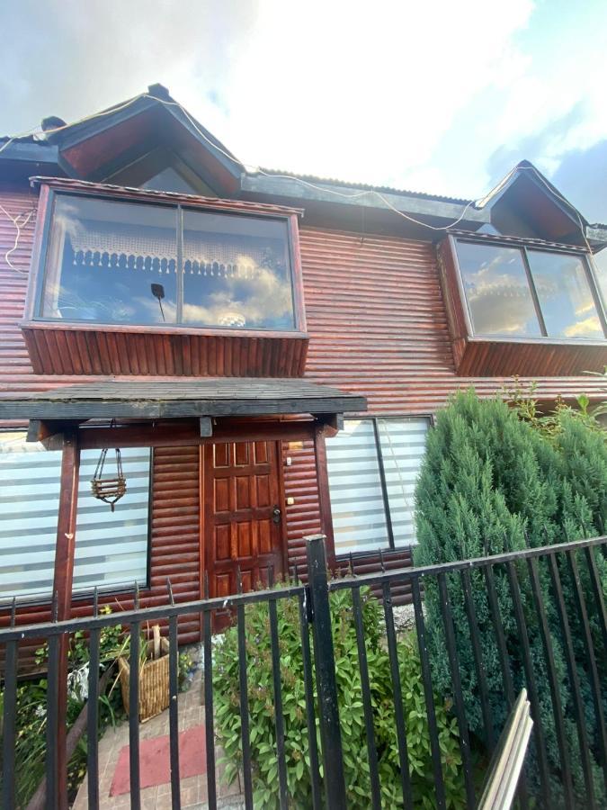Hotel Hospedaje Familiar Esperanza Coyhaique Zewnętrze zdjęcie